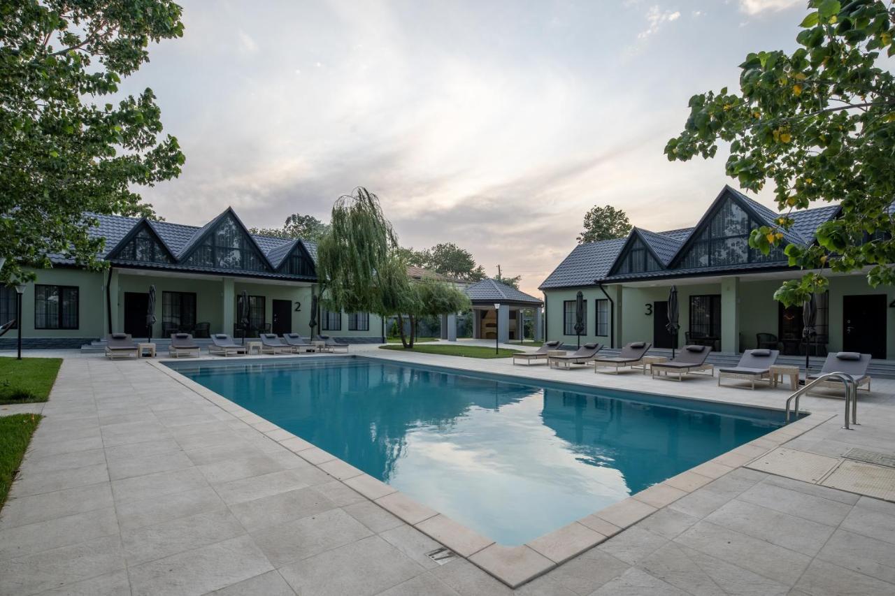 Lazy Seal Holiday Cottages Nabran Muqtedir エクステリア 写真